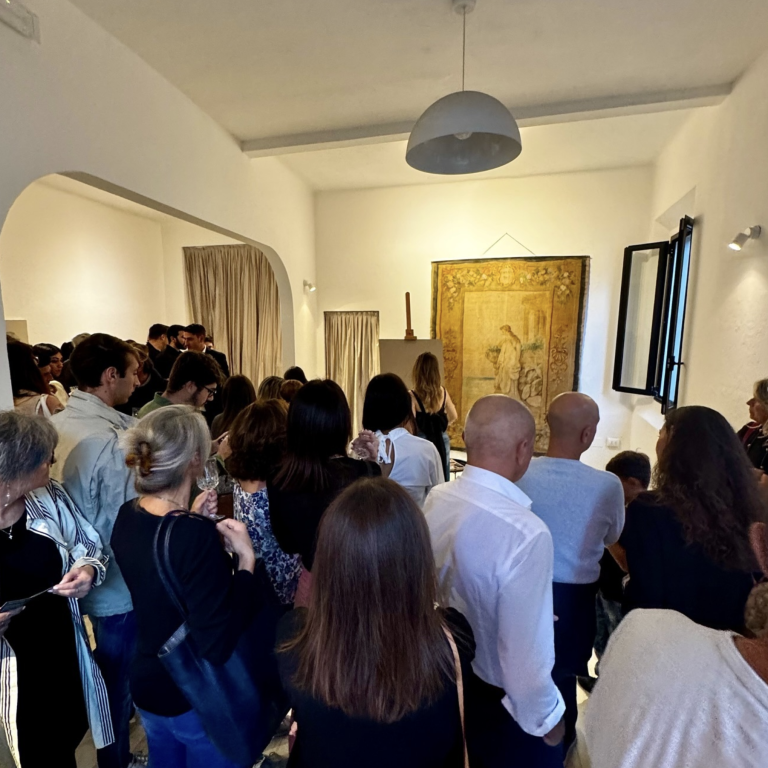 Settembre 2024 Mostra “L’Eco della Quercia: il Fossile diventa Arte” in collaborazione con lo studio Wundergrafik, con le opere dell’artista Asya Dall'Agata e la curatela di Davide Boschini.