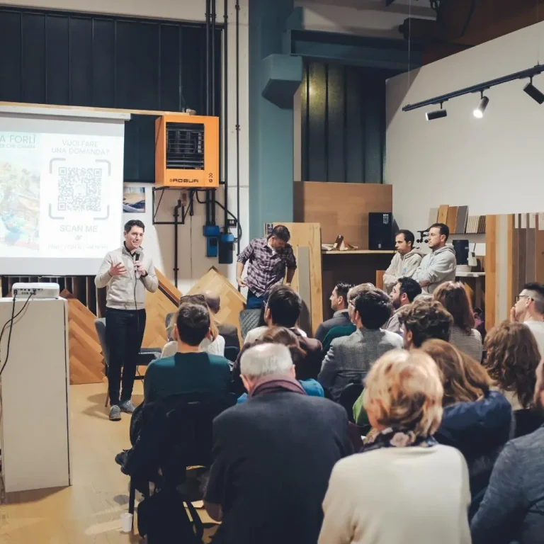 Febbraio 2026Prima tappa di “Officina Forlì 2026” Il Capitale Umano come vera infrastruttura. Grazie a Officina delle Idee, Giorgio Vacchiano, Meteo Forlì-Cesena e a tutti i partecipanti per aver trasformato il nostro spazio in un luogo di confronto, visione e divulgazione.