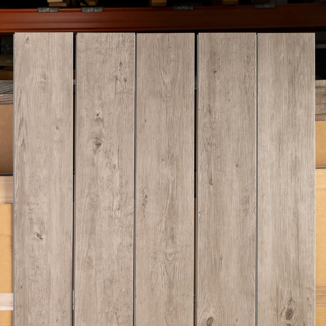 Campioni SPC effetto legno con diverse venature